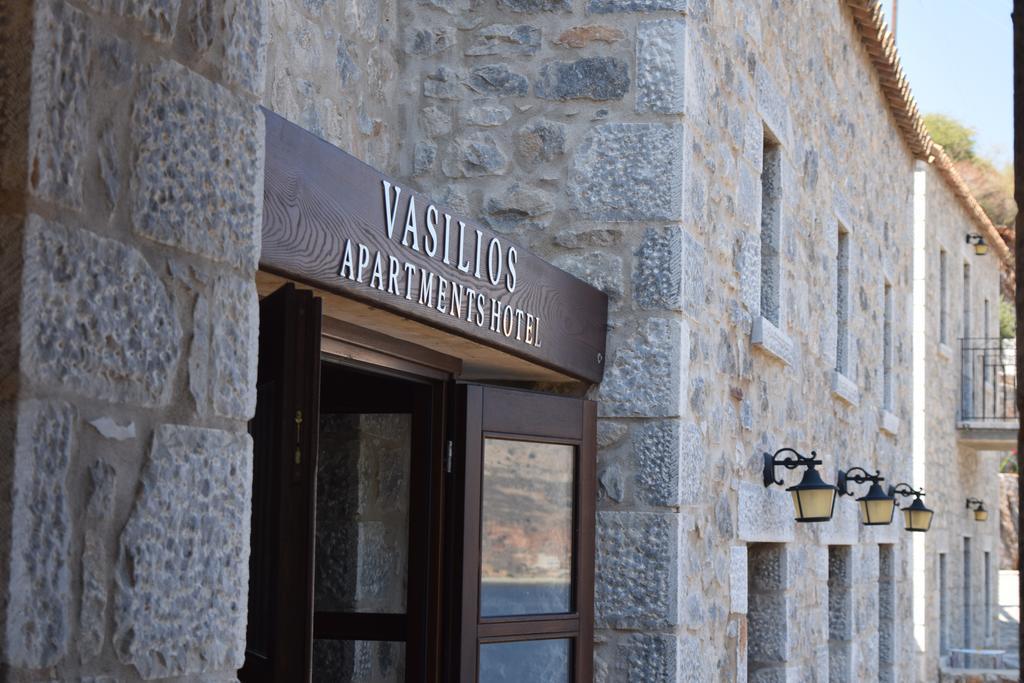 Vasilios Apartments Hotel ลีเมนี ภายนอก รูปภาพ